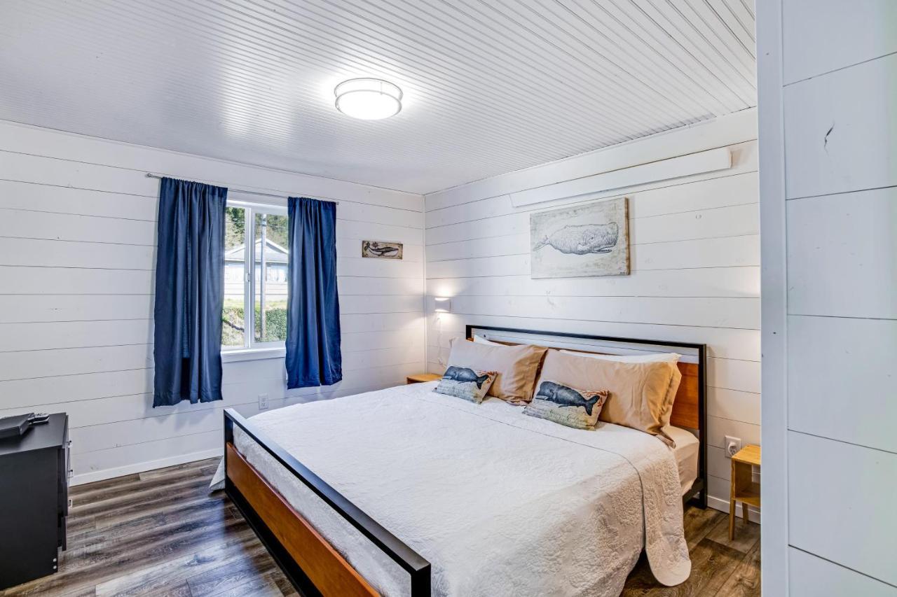 Fisherman'S Dream Boat House Garibaldi Exterior foto